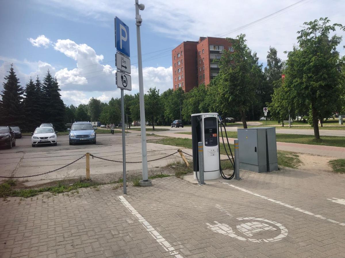 Skolas 1 Salaspils Exterior foto
